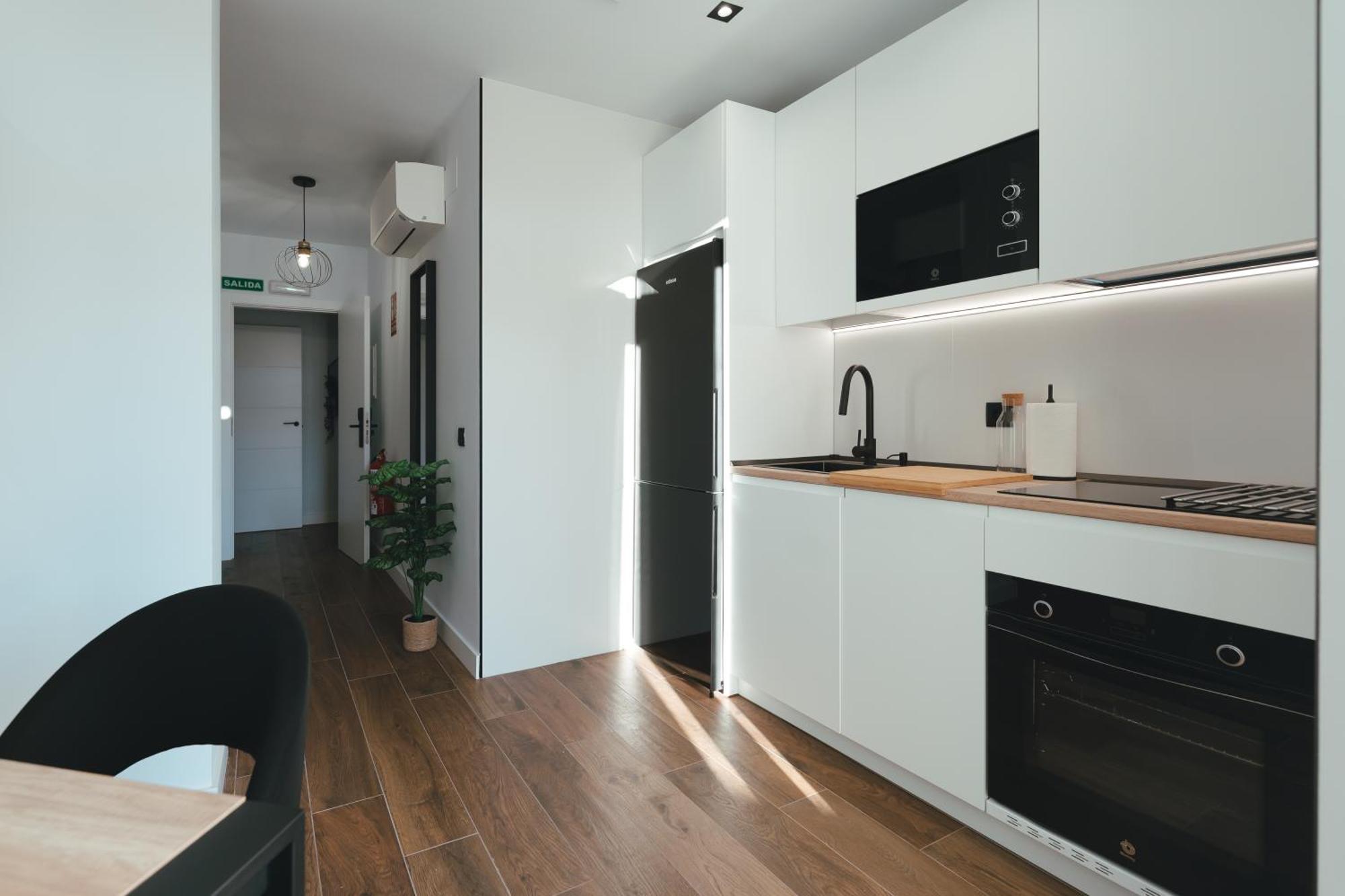Macarena Suites กาเซเรส ภายนอก รูปภาพ