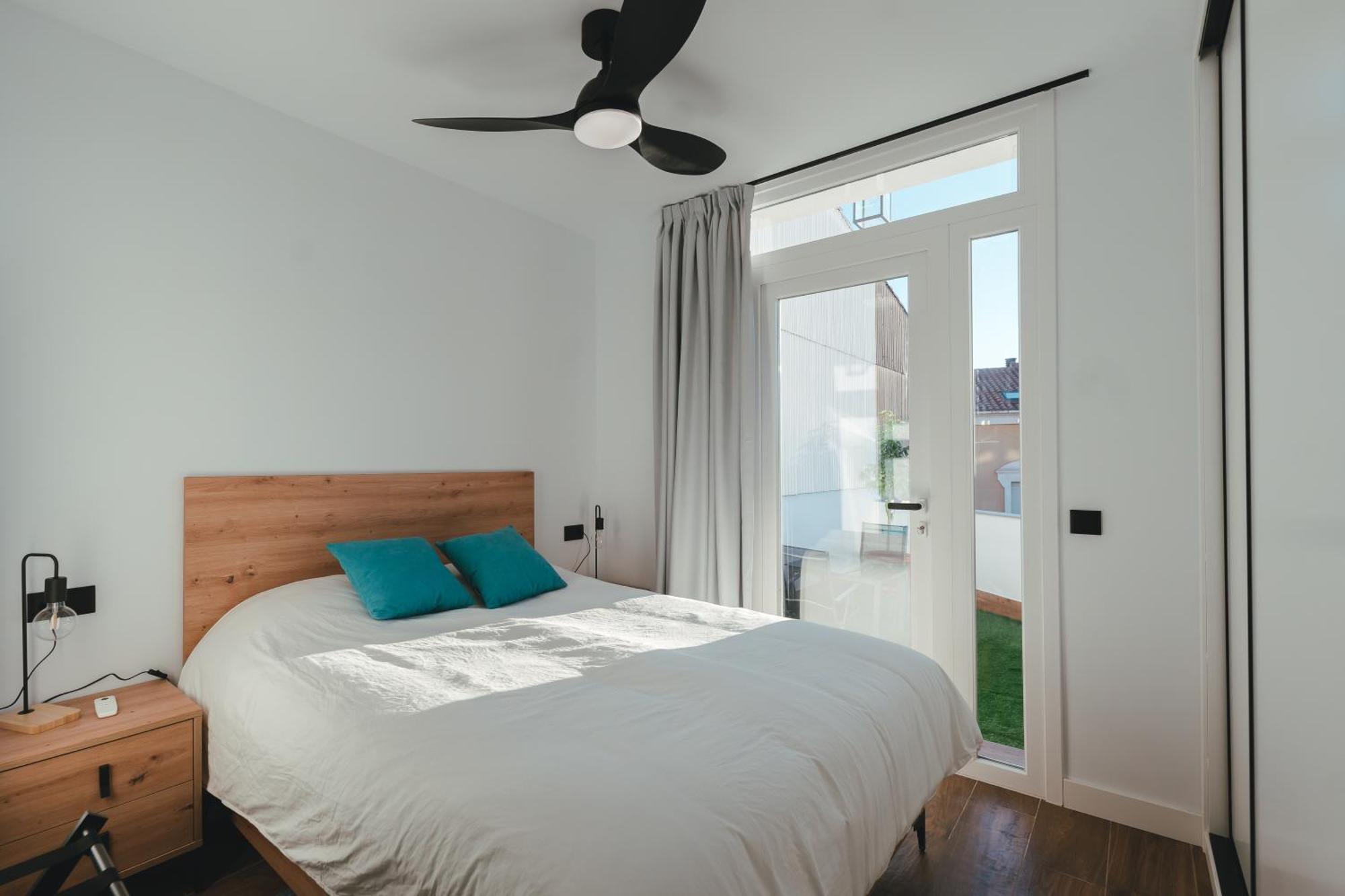 Macarena Suites กาเซเรส ภายนอก รูปภาพ