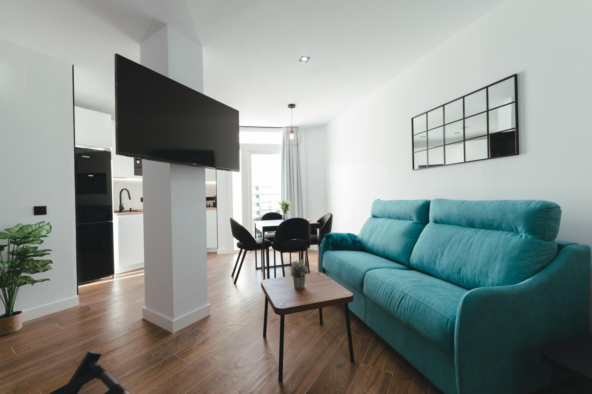 Macarena Suites กาเซเรส ภายนอก รูปภาพ